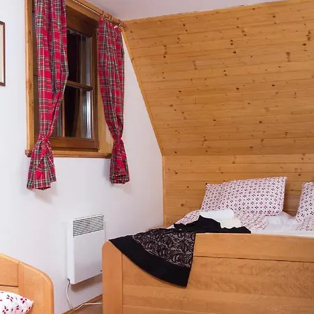 Domek alpejski Liptovske Liptowski Mikułasz
